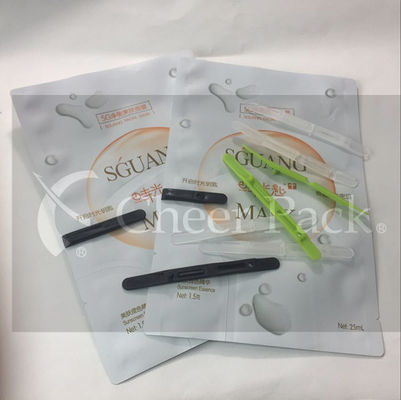 Les agrafes noires de sachet en plastique pour le sac de masque, joint en plastique coupe la taille adaptée aux besoins du client