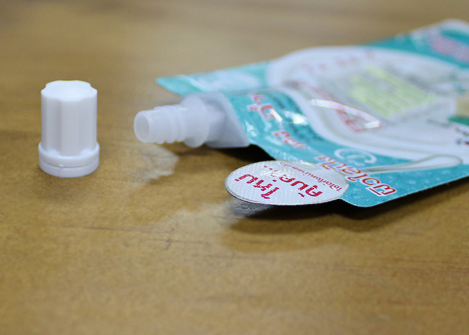 les chapeaux en plastique de bec de couleur bleue de calibre de 5mm pour les soins de la peau Doypack/poche d'aliment pour bébé complète