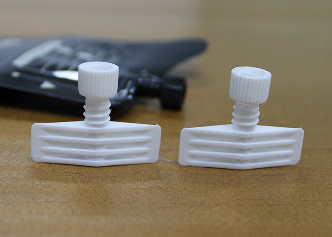 couleur faite sur commande intégrale de HDPE de diamètre de 4.5mm de torsion de bec de chapeau de bec cosmétique de dessus