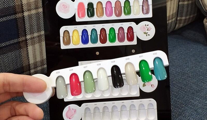 Le panneau de morceau d'ongle pour l'affichage de calibre témoin de polonais de gel, a pu envoyer l'échantillon