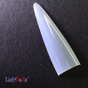 Faux ongles 24 PCS plastique ABS press-on coffre faux ongles détachables Faux ongles portables