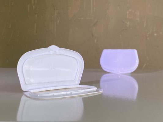 Couvercle à essuie-glace en plastique résistant à l'évaporation 108*60 mm Forme du secteur