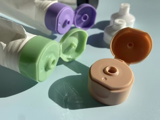 Révolutionner l'emballage cosmétique avec des tubes à poche à bec abordable personnalisable et polyvalent