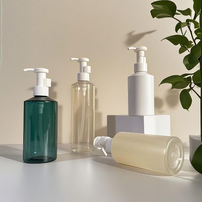 Bouteille de pompe à lotion en forme de cylindre en PET de 300 ml à 500 ml pour emballage cosmétique avec impression de logo personnalisable