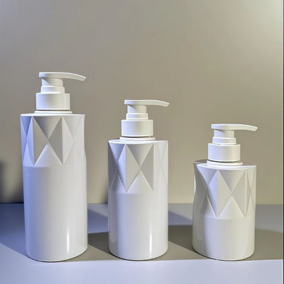 Flacon cosmétique en PET de forme vitreuse avec pompe à pression et logo personnalisé, MOQ 5000 pièces, livraison en 15-35 jours