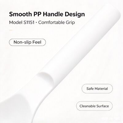 Food grade PP cosmetic spatula S1151, 115.1mm plastic beauty mixing scoop. Smooth curved head for mixing mask powder & applying skincare cream, ideal for beauty salon & home DIY skincare