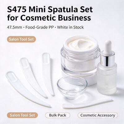 S475 47,5 mm Spatule cosmétique PP de qualité alimentaire. Gros de stock blanc. Pour extraire et appliquer de la crème pour le visage, parfaite pour les salons de beauté et les accessoires de boîtes cosmétiques.