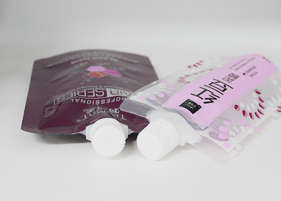 En plastique liquides de papier d'aluminium jaillis se tiennent vers le haut des poches avec Logo For Juice Milk fait sur commande